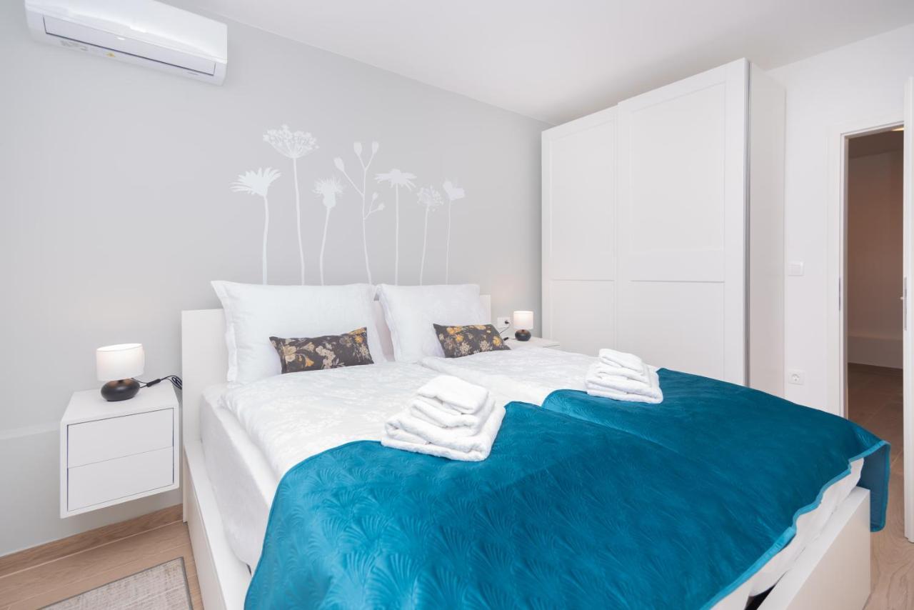 Apartment Emmi Omis Ngoại thất bức ảnh