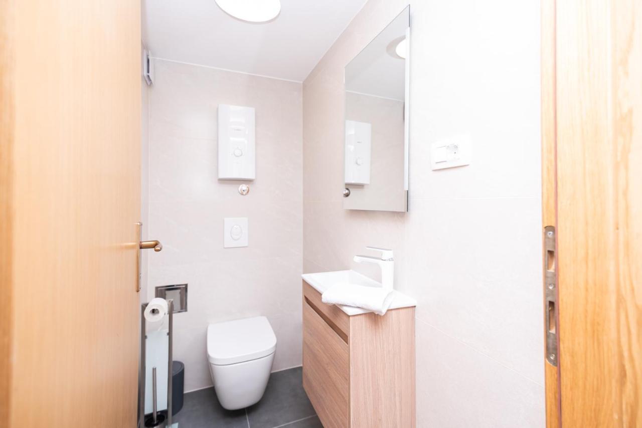 Apartment Emmi Omis Ngoại thất bức ảnh